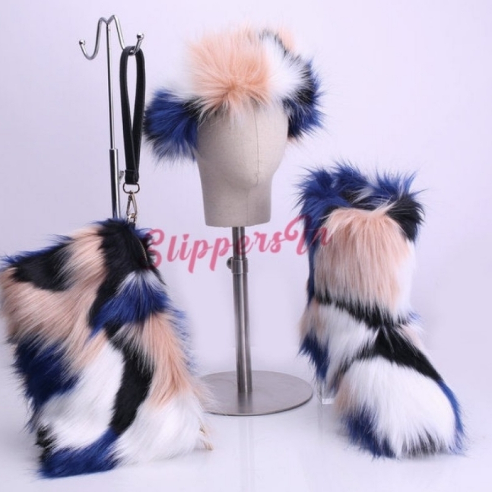 Omg check out the video lol 😆 furr boots clutch and matching head band NEW
